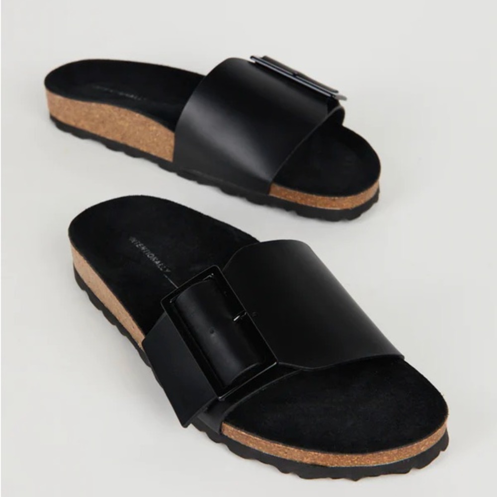 Intentionally Blank Claire sandal